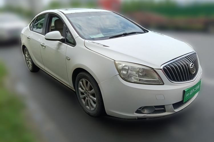 Used Buick GT 2013 GT 1.6L Manual Entry-Level Model Front Right 45 Deg