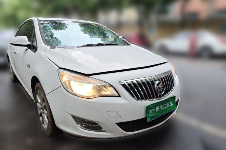 Used Buick GT 2013 XT 1.6L Automatic Fashion Edition Front Right 45 Deg