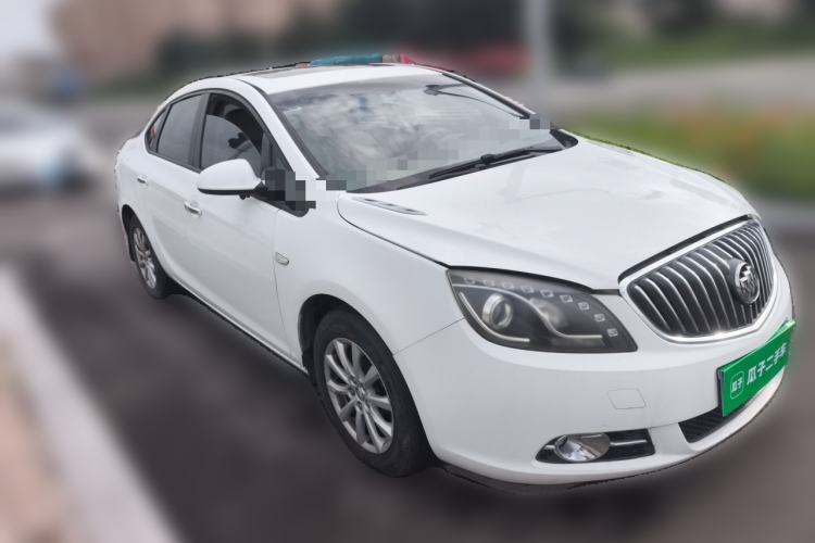 Used Buick GT 2013 GT 1.6L Automatic Fashion Edition Front Right 45 Deg