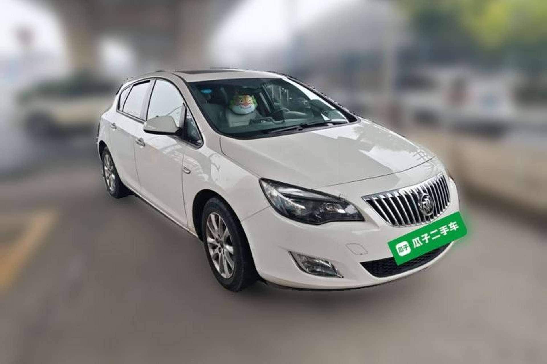 Used Buick GT 2013 XT 1.6L Manual Entry-Level Model Front Right 45 Deg