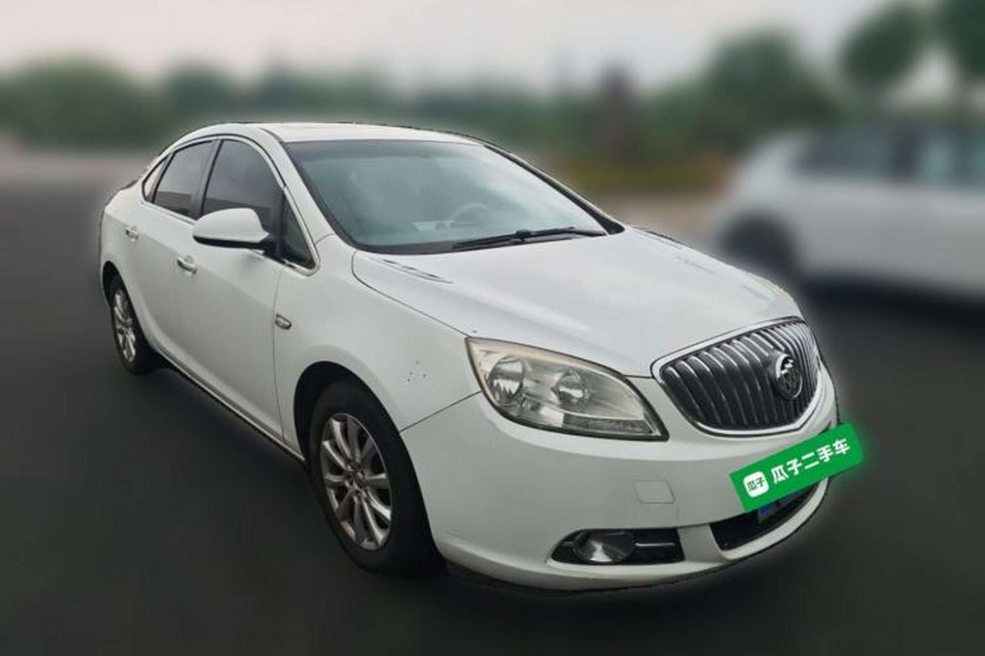Used Buick GT 2013 GT 1.6L Automatic Fashion Edition Front Right 45 Deg