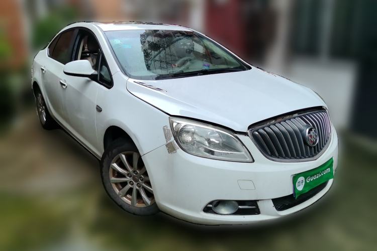 Used Buick GT 2013 GT 1.6L Automatic Fashion Edition Front Right 45 Deg