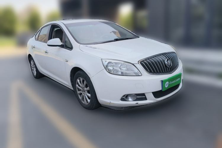 Used Buick GT 2013 GT 1.6L Automatic Fashion Edition Front Right 45 Deg