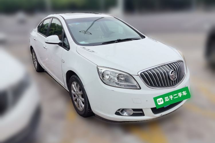 Used Buick GT 2013 GT 1.6L Automatic Fashion Edition Front Right 45 Deg