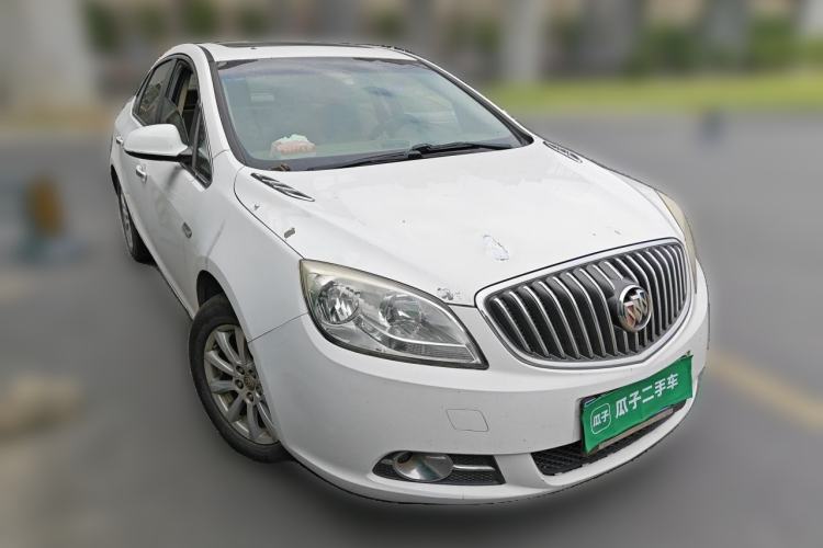 Used Buick GT 2013 GT 1.6L Automatic Fashion Edition Front Right 45 Deg