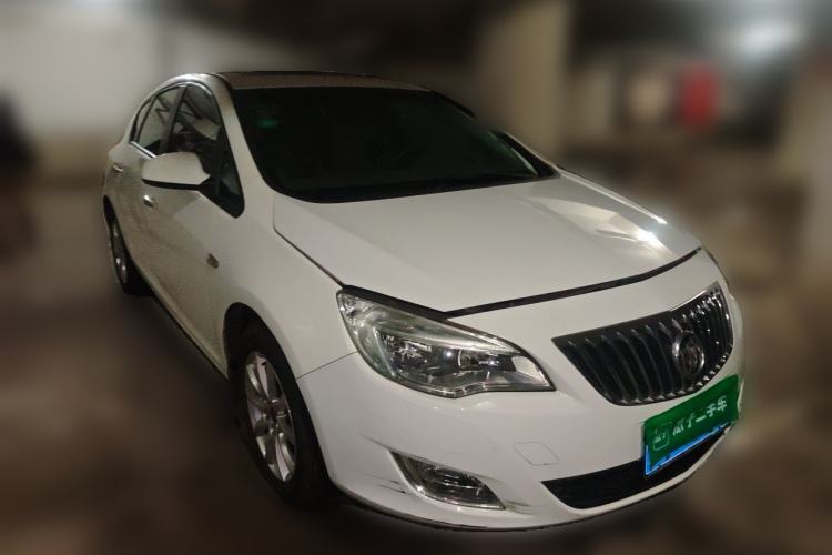 Used Buick GT 2013 XT 1.6L Automatic Fashion Edition Front Right 45 Deg