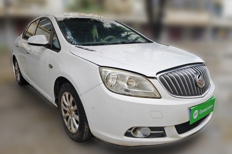 Used Buick GT 2013 GT 1.6L Automatic Fashion Edition Front Right 45 Deg