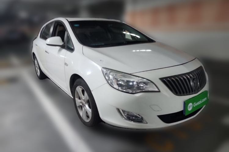 Used Buick GT 2013 XT 1.6T Automatic Fashion Sport Edition Front Right 45 Deg