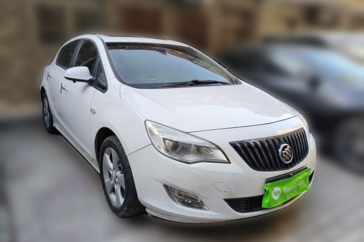 Used Buick GT 2013 XT 1.6T Automatic Fashion Sport Edition Front Right 45 Deg