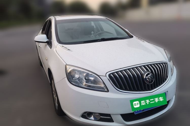 Used Buick GT 2013 GT 1.6L Automatic Fashion Edition Front Right 45 Deg