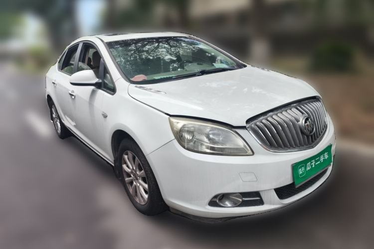 Used Buick GT 2013 GT 1.6L Automatic Fashion Edition Front Right 45 Deg