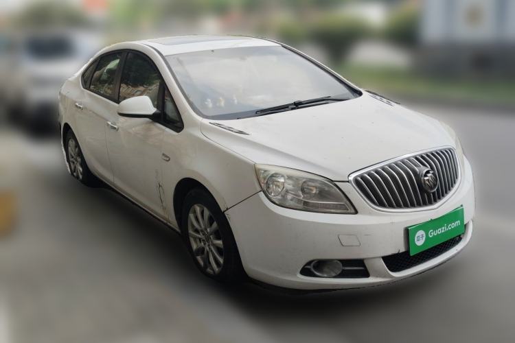 Used Buick GT 2013 GT 1.6L Automatic Fashion Edition Front Right 45 Deg
