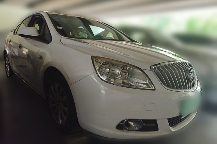 Used Buick GT 2013 GT 1.6L Manual Entry-Level Model Front Right 45 Deg
