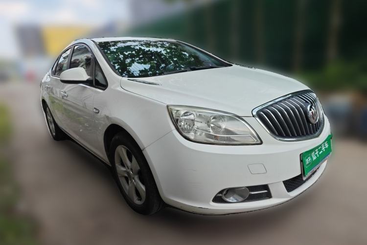 Used Buick GT 2013 GT 1.6T Automatic Fashion Sport Edition Front Right 45 Deg