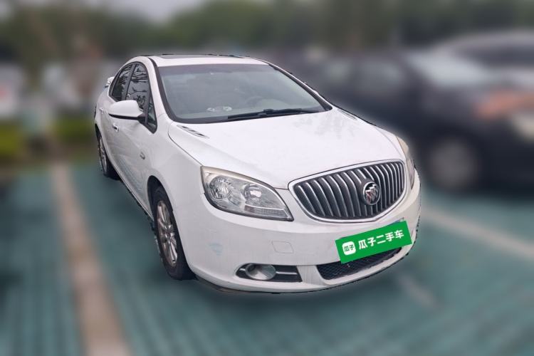 Used Buick GT 2013 GT 1.6L Automatic Fashion Edition Front Right 45 Deg