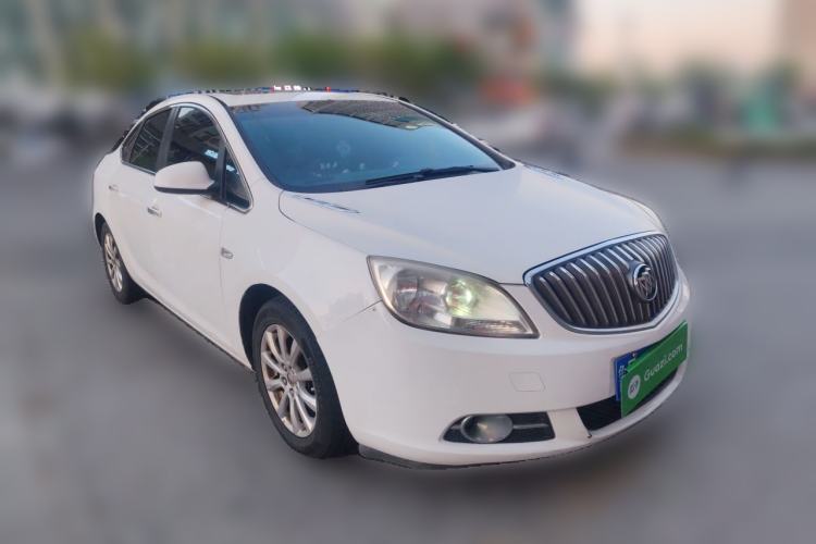 Used Buick GT 2013 GT 1.6L Automatic Fashion Edition Front Right 45 Deg