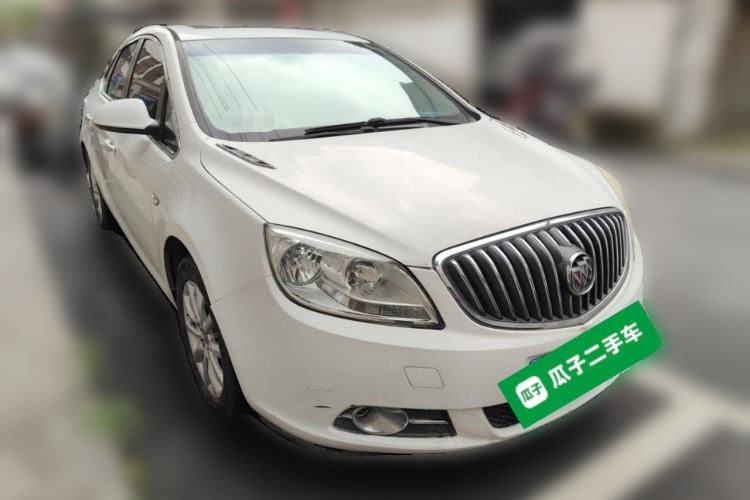 Used Buick GT 2013 GT 1.6L Automatic Fashion Edition Front Right 45 Deg