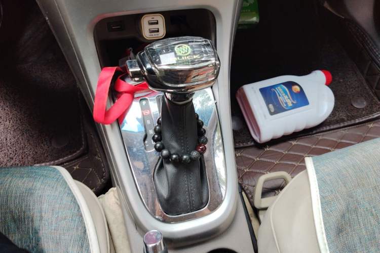 Used Buick GT 2013 GT 1.6L Automatic Comfort Edition Gear Lever