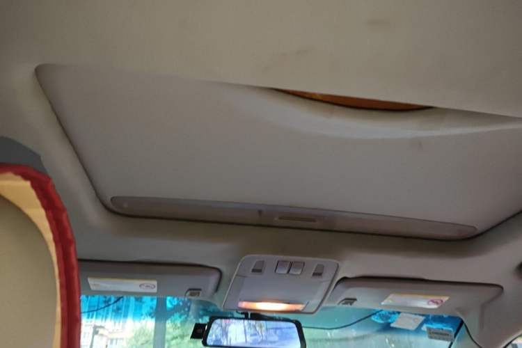 Used Buick GT 2013 XT 1.6L Automatic Fashion Edition Headliner