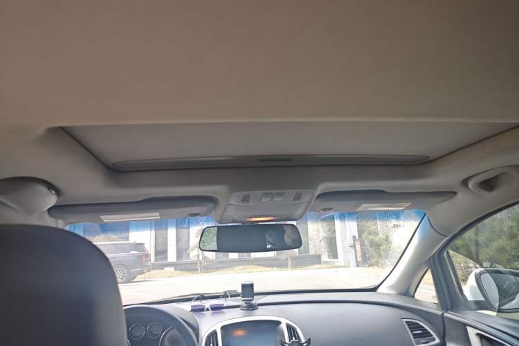 Used Buick GT 2013 XT 1.6L Automatic Fashion Edition Headliner