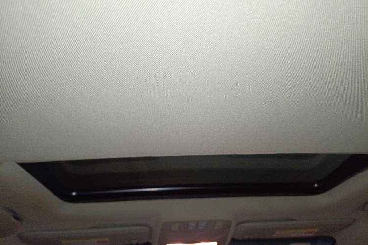 Used Buick GT 2013 GT 1.8L Automatic Fashion Edition Headliner