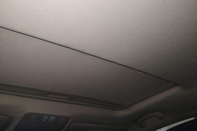 Used Buick GT 2013 XT 1.6L Automatic Fashion Edition Headliner