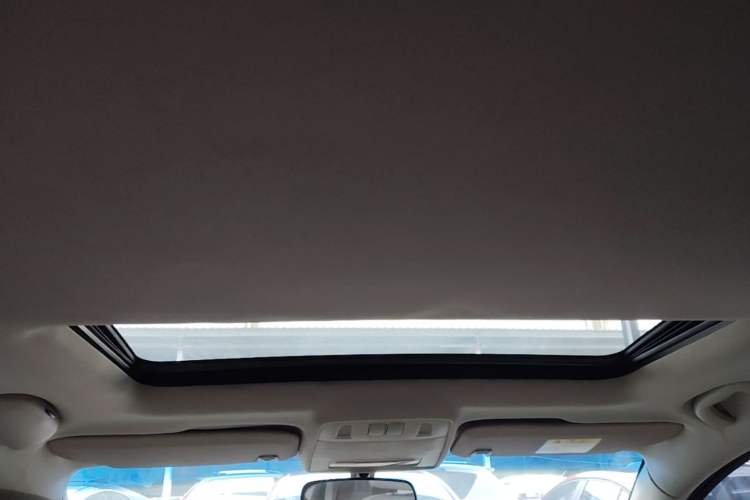 Used Buick GT 2013 GT 1.6L Automatic Fashion Edition Headliner