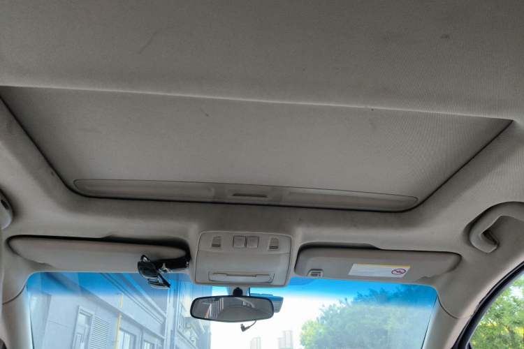 Used Buick GT 2013 GT 1.6L Automatic Fashion Edition Headliner