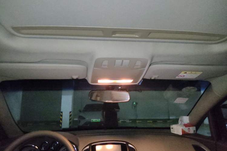 Used Buick GT 2013 GT 1.6L Automatic Fashion Edition Headliner