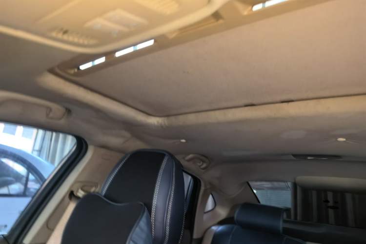 Used Buick GT 2013 GT 1.6L Automatic Fashion Edition Headliner