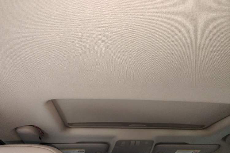 Used Buick GT 2013 XT 1.6L Automatic Fashion Edition Headliner