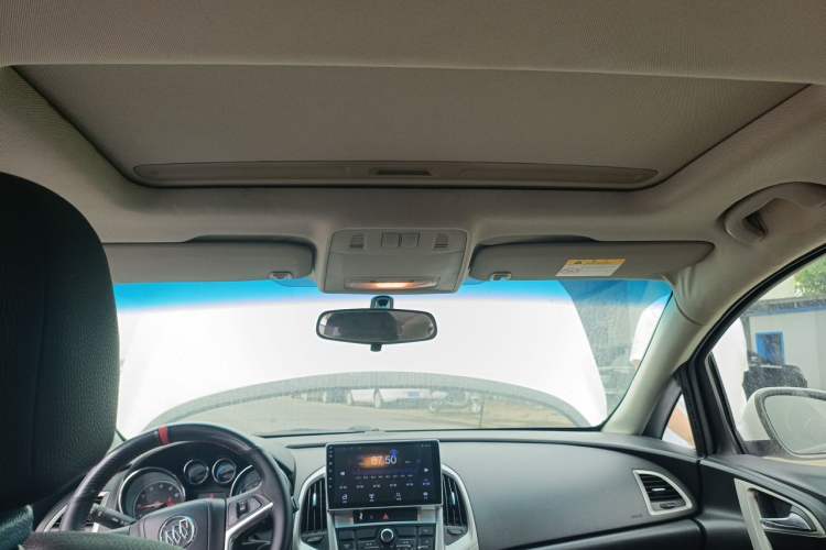 Used Buick GT 2013 XT 1.6L Automatic Fashion Edition Headliner