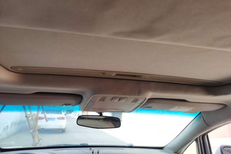 Used Buick GT 2013 GT 1.6L Automatic Fashion Edition Headliner