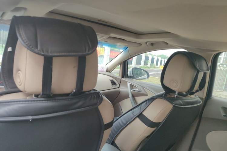 Used Buick GT 2013 GT 1.6L Automatic Fashion Edition Headliner