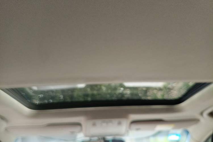 Used Buick GT 2013 GT 1.6L Automatic Fashion Edition Headliner