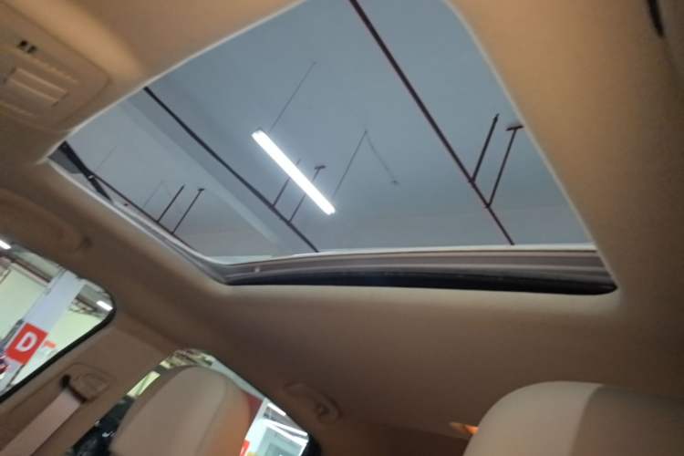 Used Buick GT 2013 GT 1.6L Automatic Fashion Edition Headliner