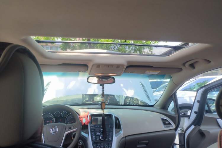 Used Buick GT 2013 GT 1.6L Automatic Fashion Edition Headliner