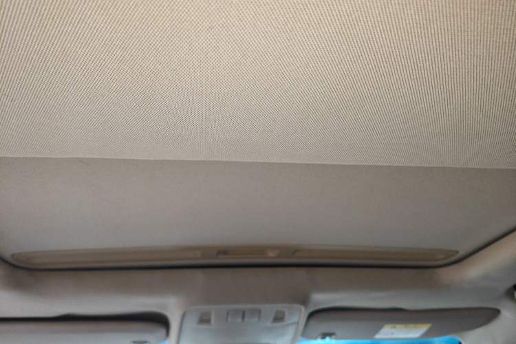 Used Buick GT 2013 GT 1.6L Automatic Fashion Edition Headliner