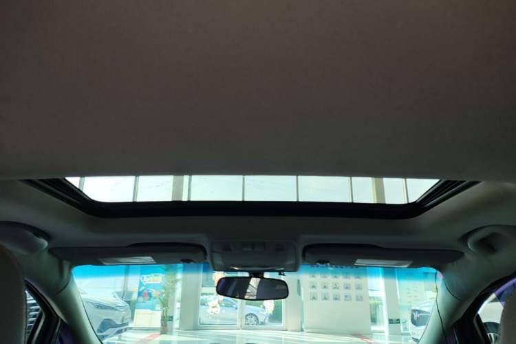 Used Buick GT 2013 XT 1.6L Automatic Fashion Edition Headliner