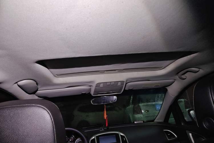 Used Buick GT 2013 XT 1.6L Automatic Fashion Edition Headliner