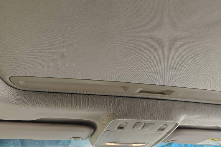 Used Buick GT 2013 GT 1.6L Automatic Fashion Edition Headliner