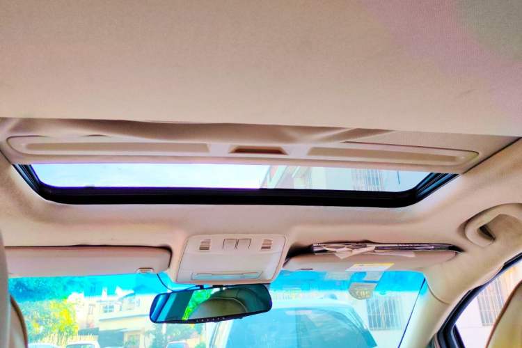 Used Buick GT 2013 GT 1.6L Automatic Fashion Edition Headliner