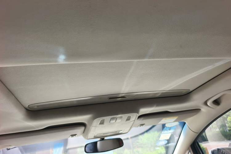 Used Buick GT 2013 GT 1.6L Automatic Fashion Edition Headliner