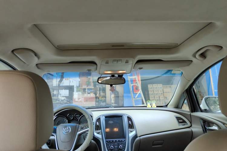Used Buick GT 2013 GT 1.6L Automatic Fashion Edition Headliner
