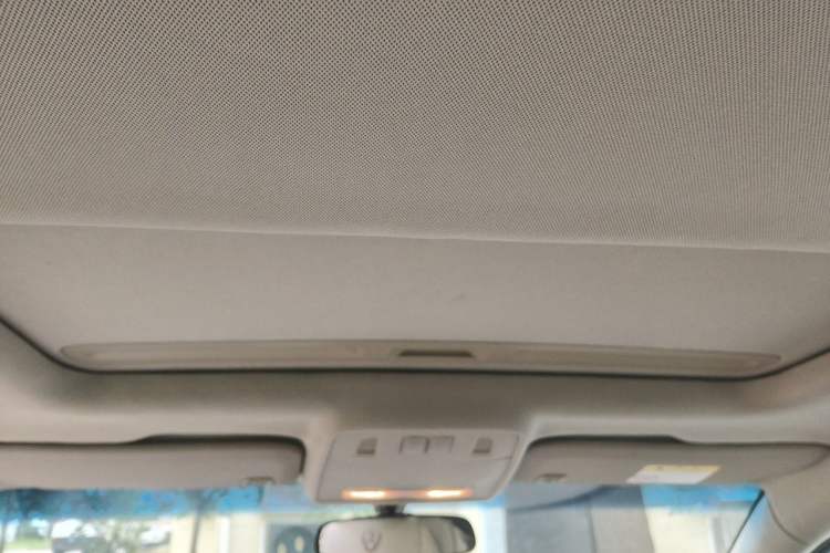 Used Buick GT 2013 GT 1.6L Automatic Comfort Edition Headliner