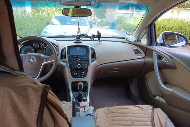 Used Buick GT 2013 GT 1.6L Manual Entry-Level Model Headliner
