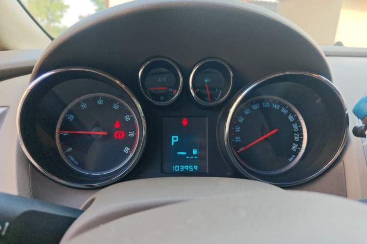 Used Buick GT 2013 GT 1.6L Automatic Comfort Edition Instrument Cluster