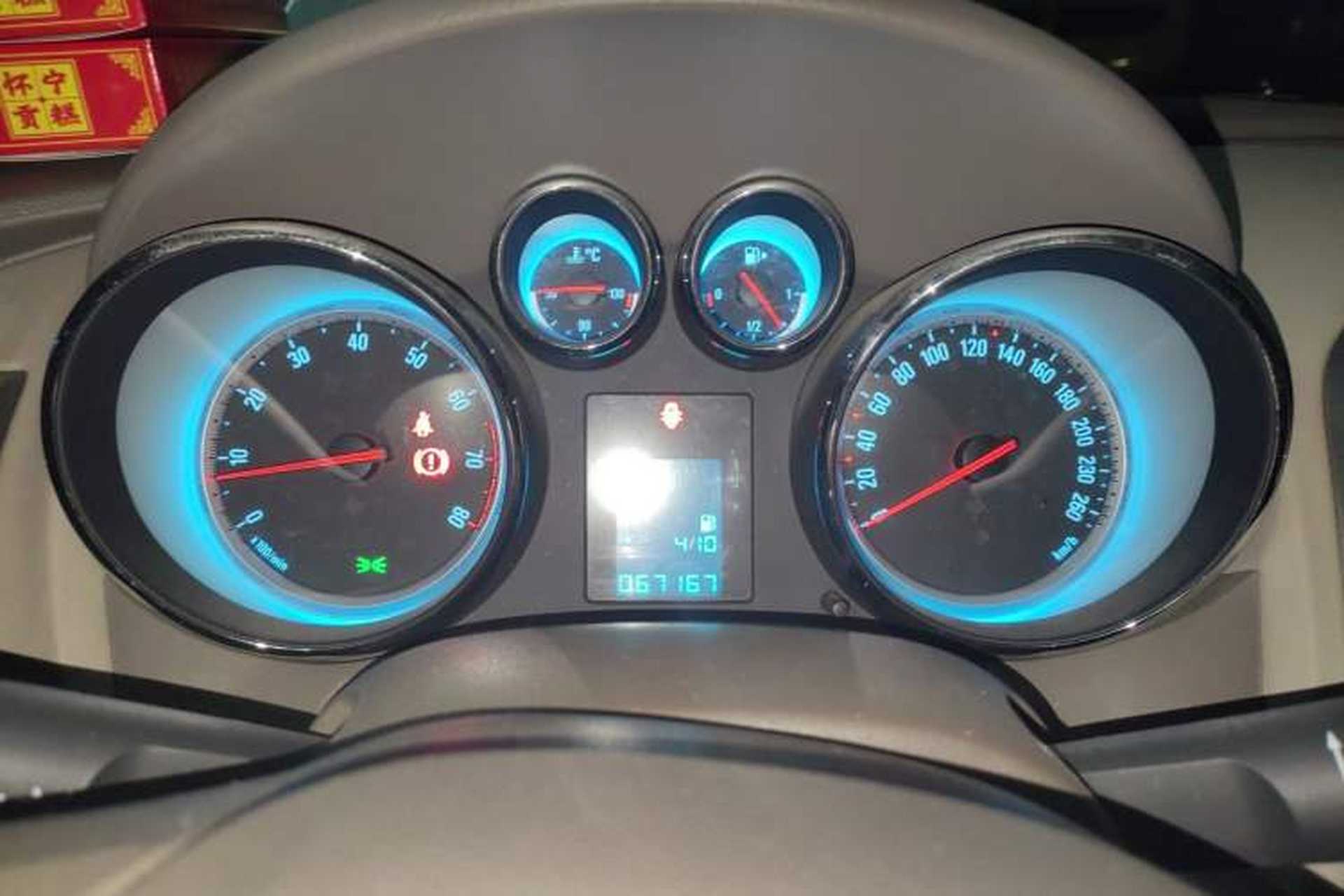 Used Buick GT 2013 GT 1.6L Automatic Fashion Edition Instrument Cluster