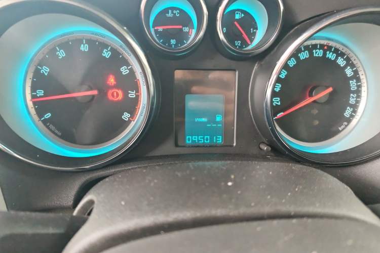 Used Buick GT 2013 XT 1.6L Manual Entry-Level Model Instrument Cluster