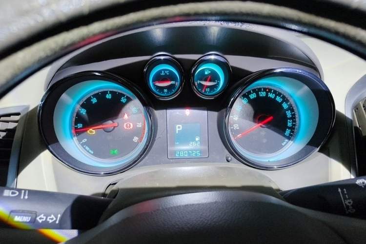 Used Buick GT 2013 GT 1.6L Automatic Comfort Edition Instrument Cluster